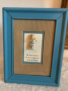 Handmade Coastal Themed 3D Shadow Box Memento Beach Picture Shell Romantic Decor